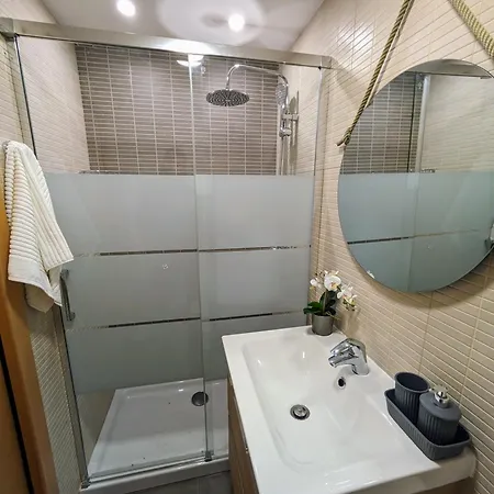 La Casa De La Montana *